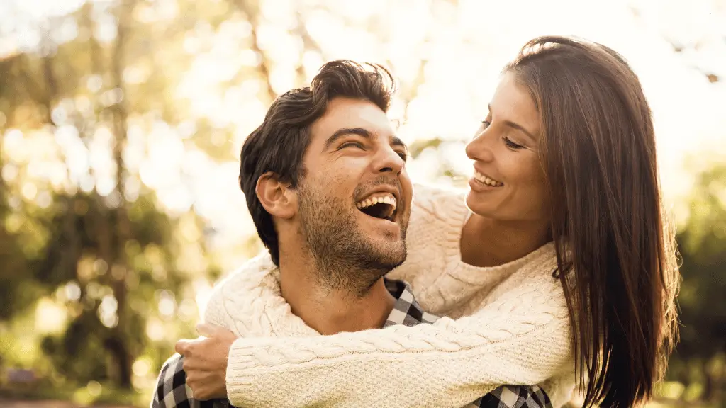 Gêmeos combina com qual signo no amor